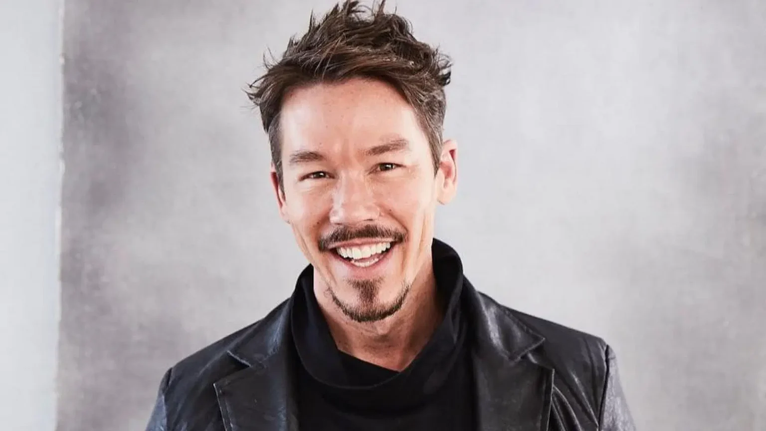 David Bromstad Net Worth Revealed: Shocking Financial Truths! David Bromstad Net Worth